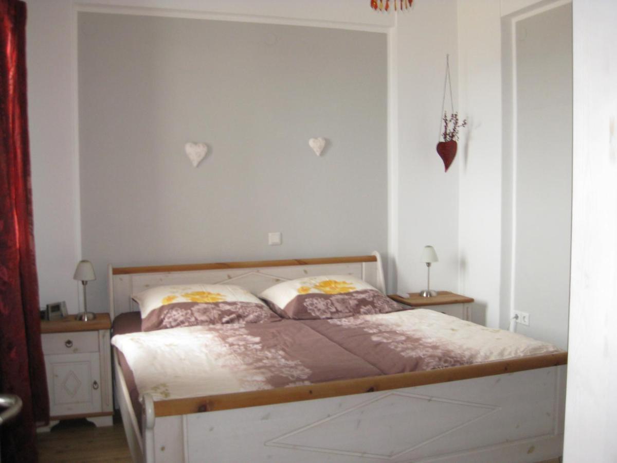 Astra-Ferienhaus Mit Grosser Dachterrasse Und Top-Ausstattung In Nas 아르메니스티스 외부 사진