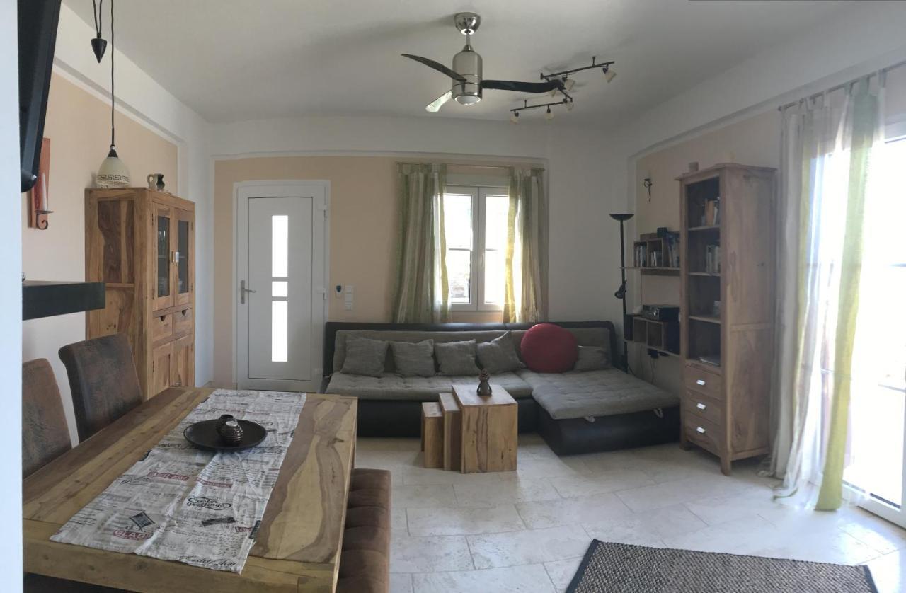 Astra-Ferienhaus Mit Grosser Dachterrasse Und Top-Ausstattung In Nas 아르메니스티스 외부 사진