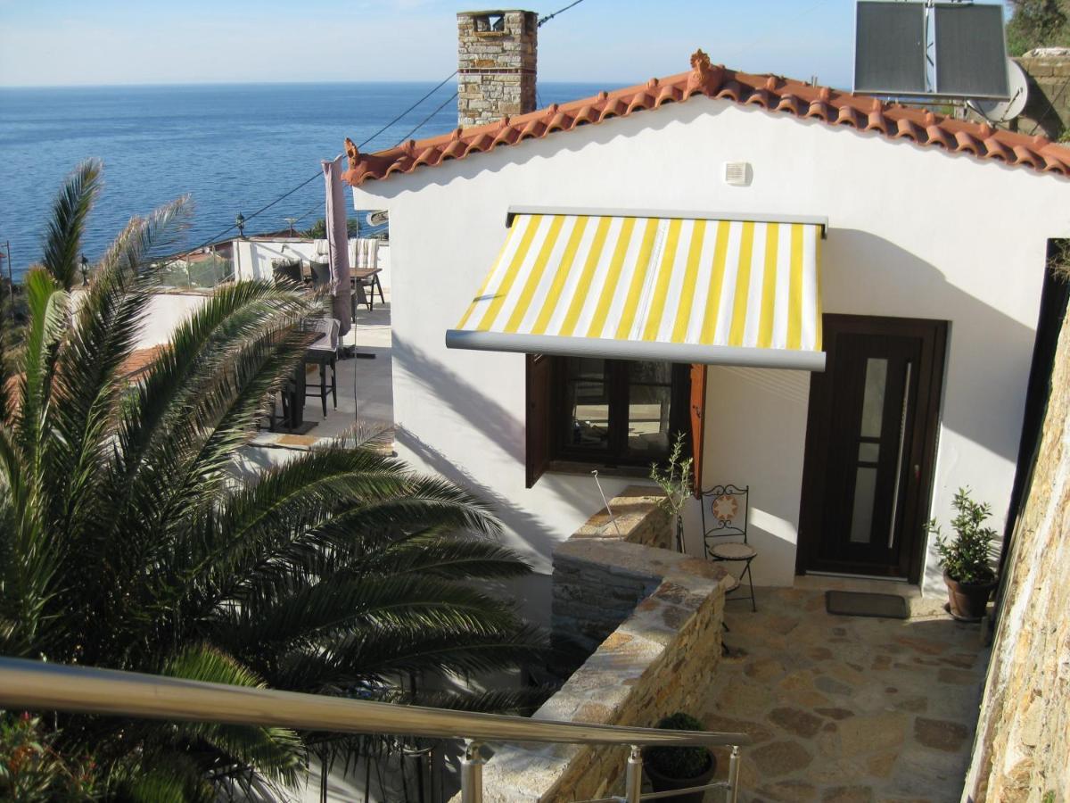 Astra-Ferienhaus Mit Grosser Dachterrasse Und Top-Ausstattung In Nas 아르메니스티스 외부 사진